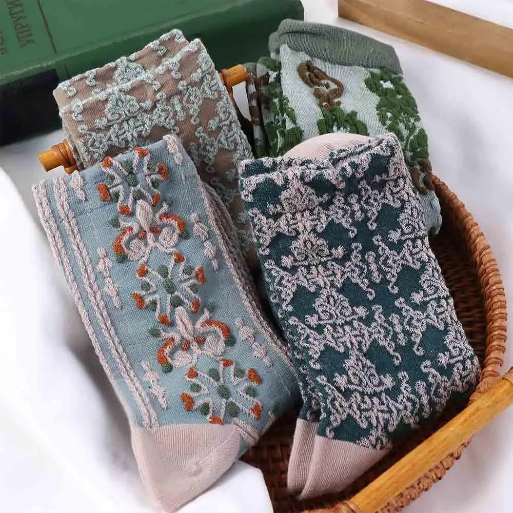 

Plant Winter Retro Cotton Print Lolita Socks Girls Jacquard Socks Middle Tube Hosiery College Style Hosiery Korean Style Socks