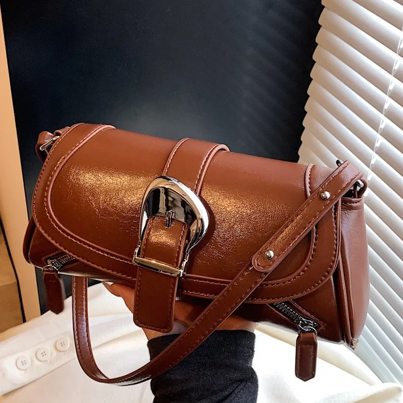 

Y2K Retro Style Shoulder Bag, Maillard Pleated Rivet Armpit Bag, Fashionable Ladies Cool Leather Shoulder Bag