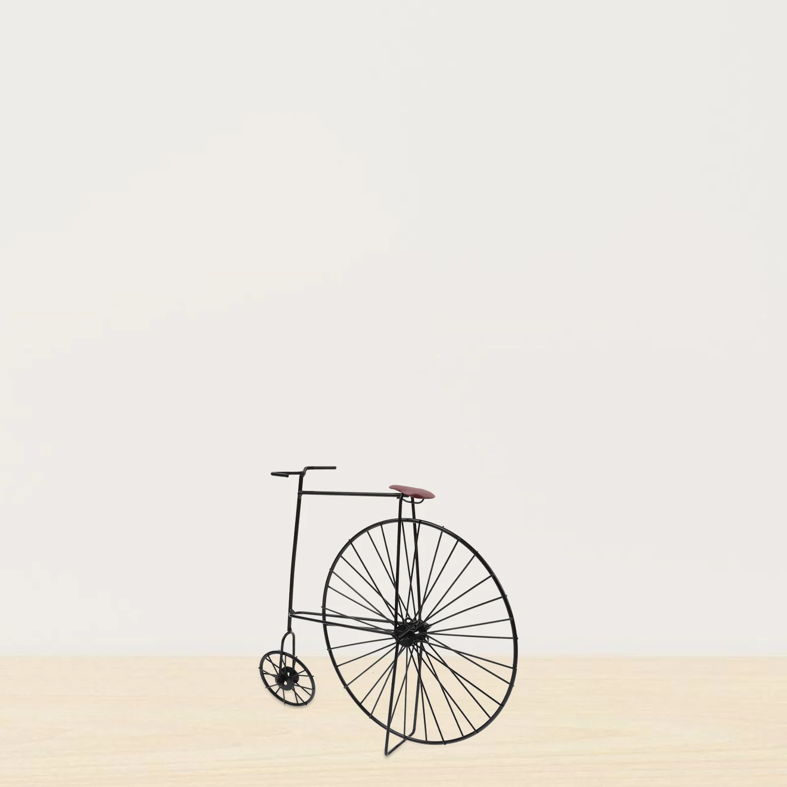 

Creative Vintage Iron Bicycle Ornament Retro Craft Decoration Suitable for Home Office Bar Window Display Vintage Iron Ornament