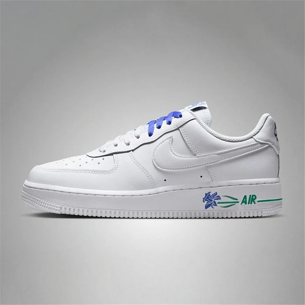 

NIKE Women's W AIR FORCE 1 '07 SE Sports and Leisure Shoes IF0498-101