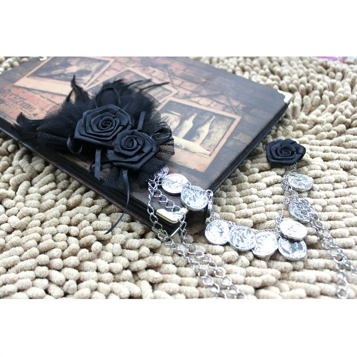 Handmade epaulet/epaulettes spikes/escapulario blazer Host decoration rose epaulette jewelery tassel shoulder brooch