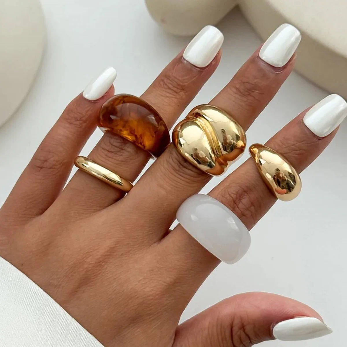 

KunJoe 5 Pcs Trendy Metal Acrylic Open Rings Set for Women Bohemian Geometry Chunky Stackable Knuckle Ring Jewelry Accessories