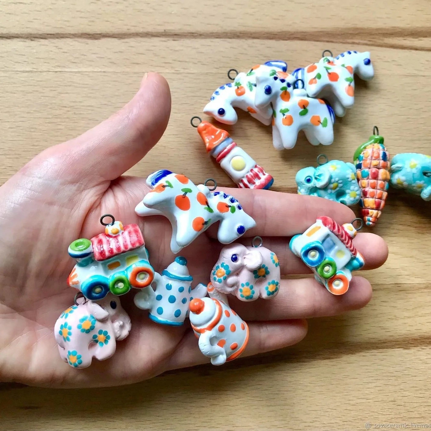 DIY Charm-Anhänger PVD 18K vergoldet, Cartoon-Tier-Haus-Charms für Armbänder, Halsketten, Schmuckherstellung, Bastelzubehör – Detail 6