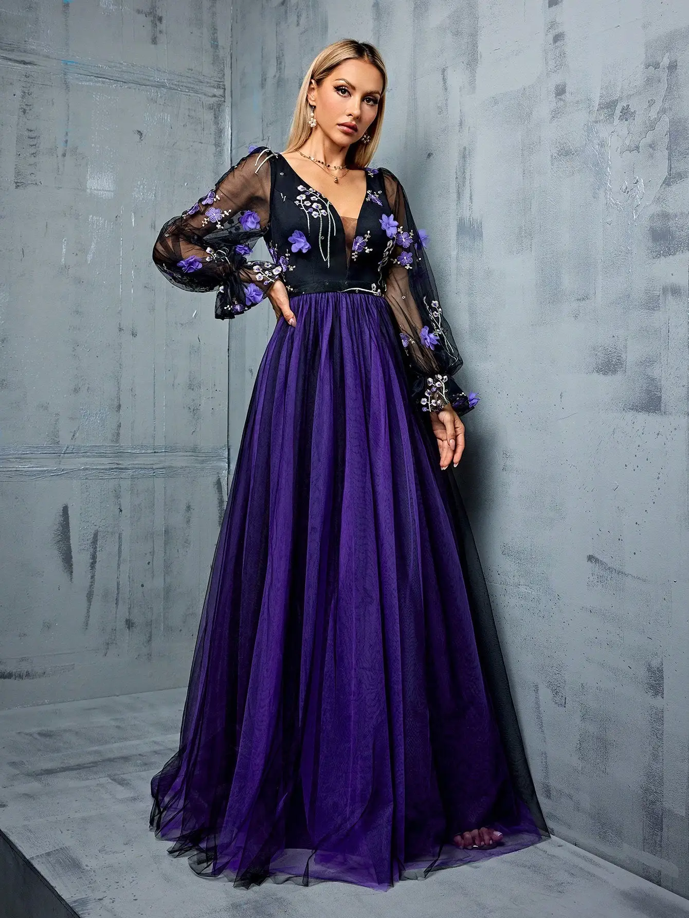 MGIACY คอวีเซ็กซี่สามมิติดอกไม้เย็บปักถักร้อยสีตาข่ายกระโปรงใหญ่