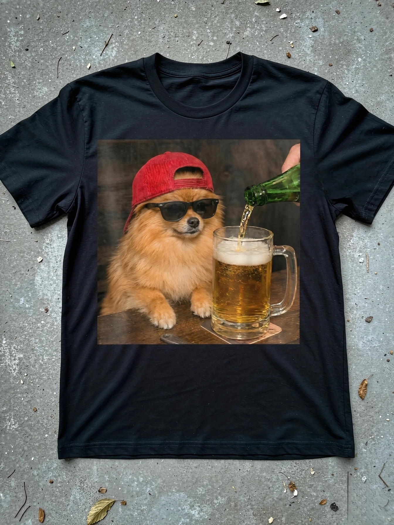 Men's versatile and stylish T-shirt with a funny Pomeranian drinking beer puppy meme image, unisex T-shirt