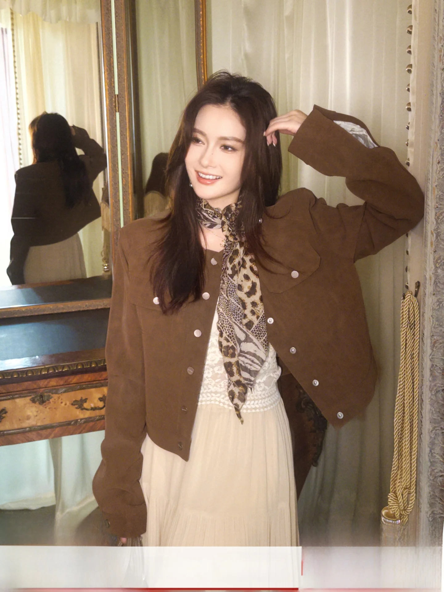 

Женский круглый жилет в стиле ретро Sle с цветком сливы, модный простой силуэт, искусственная кожа, полиэфирное волокно, прямой крой