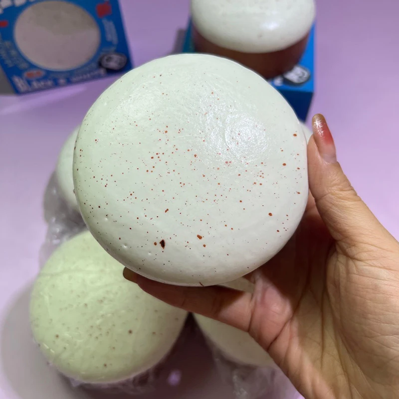 1 peça pegajoso preto e branco rolo simulação comida lenta subindo macio concurso bolo espremer brinquedo liberação de estresse mão relaxar