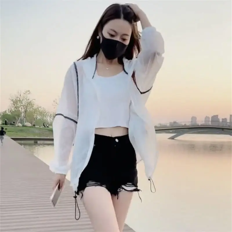 Sunscreen Clothes for Women in Summer 2025 Hooded Exterior Lightweight Outdoor Breathable Versatile Sunscreen Jacket Cardigan
