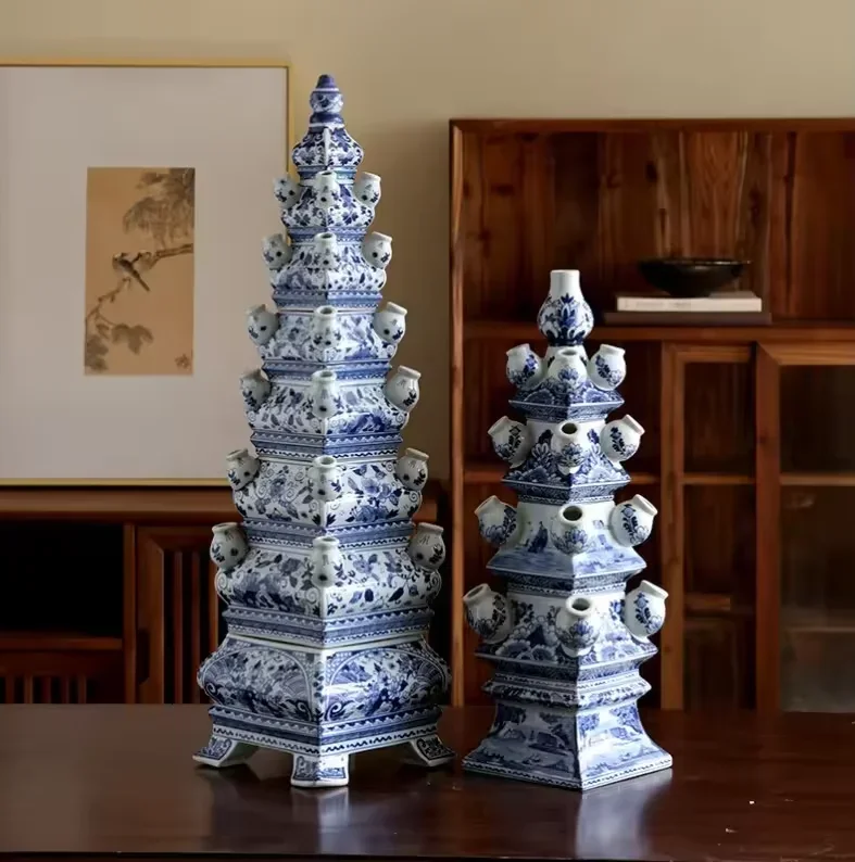 traditional Chinese style blue and white pagoda vase as home decoration with pretty pattern