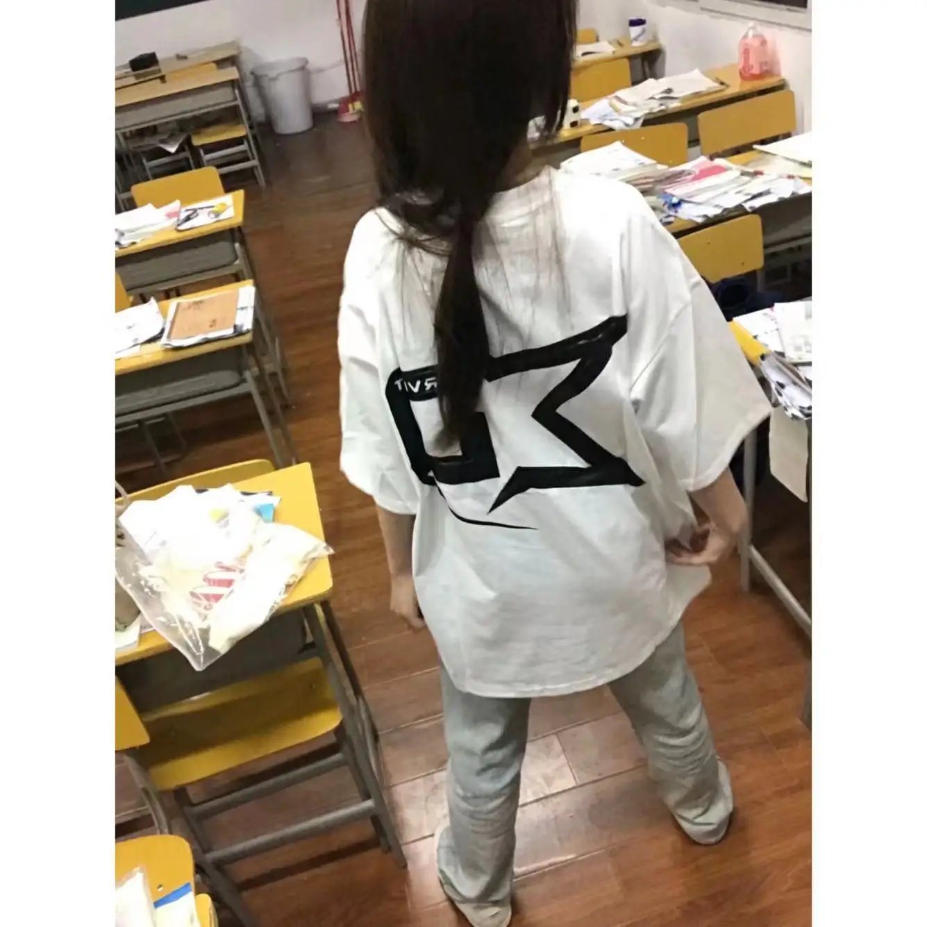 

Футболки с короткими рукавами, женские легкие дышащие спортивные топы, влагоотводящая ткань, уникальный градиентный узор