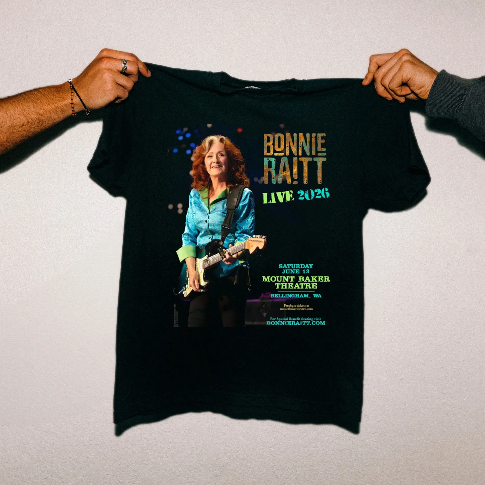 Bonnie Raitt Live 2026 Cotton Short Sleeve T Shirt Full Size S-5XL US1961