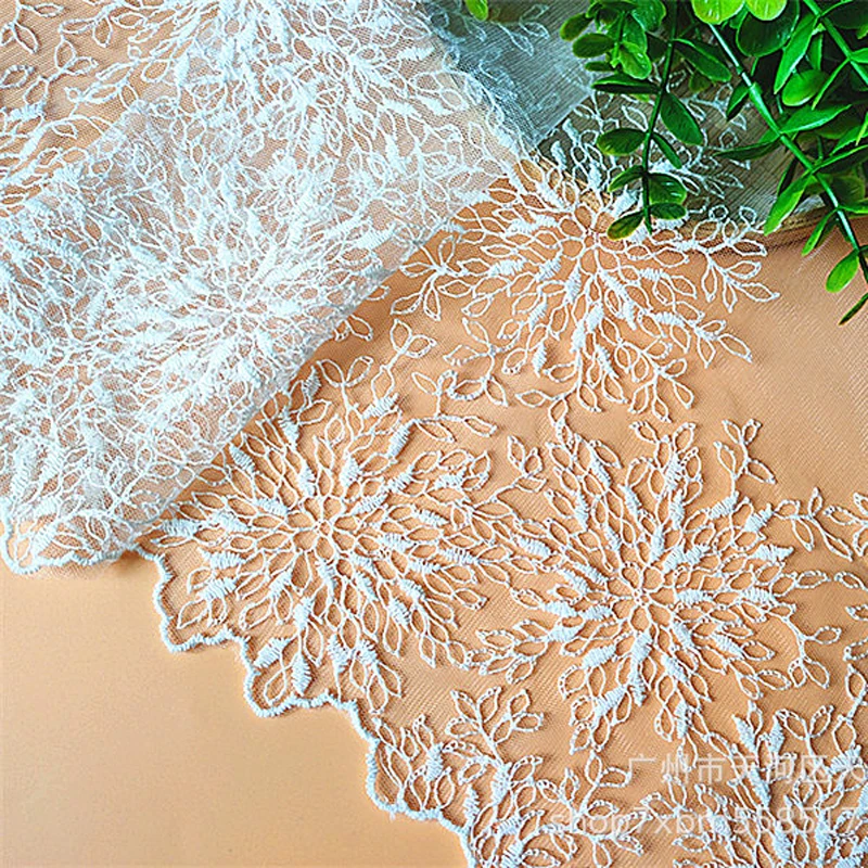 1 Yard Europe Crown Lace Trim Guipure White Lace Mesh Sewing Lace Trim White Embroidery Lace Ribbons for Crafts 30CM Wide