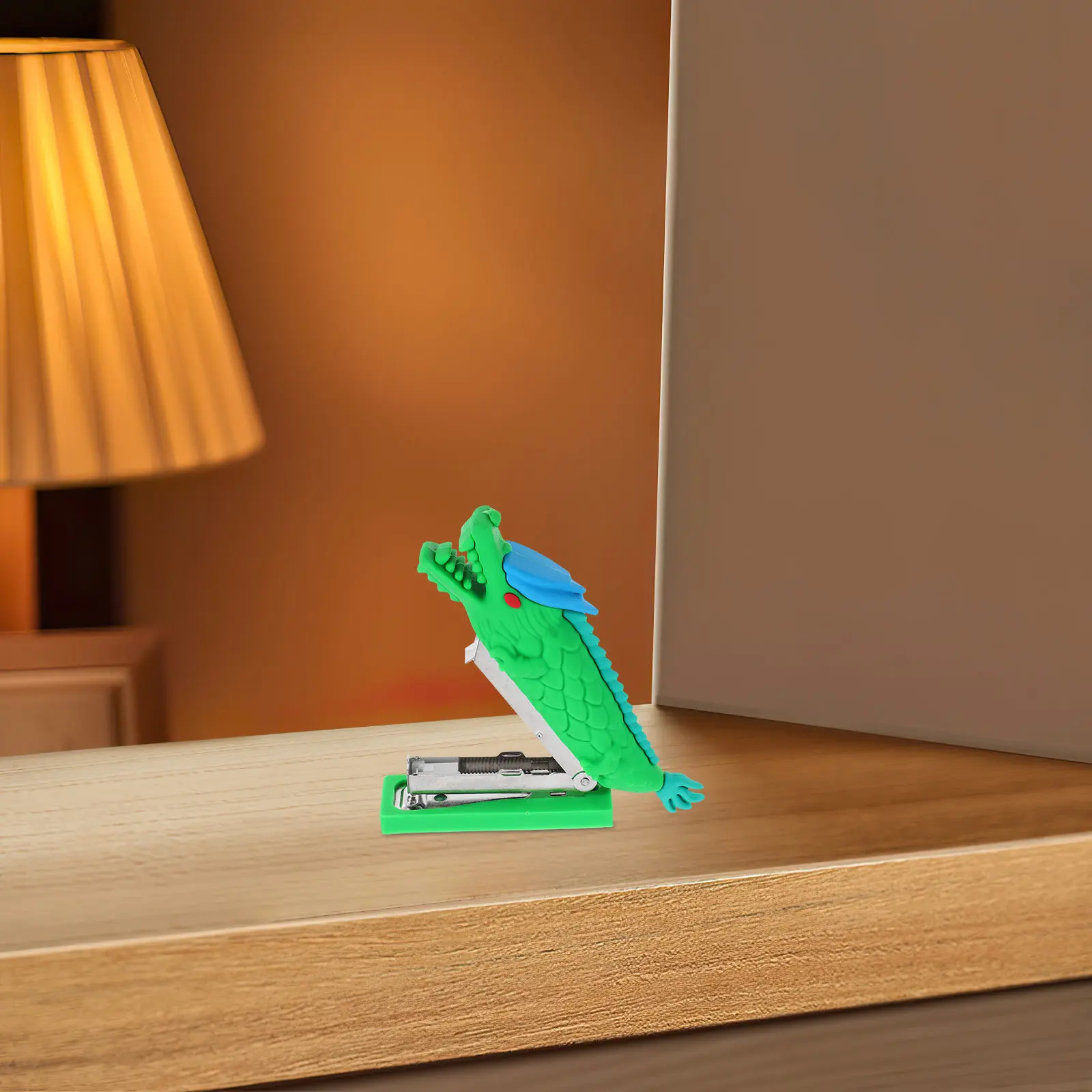 Mini Cute Dragon Stapler Portable Hand Stapler Office School Supplies Stainless Steel Staples for Students