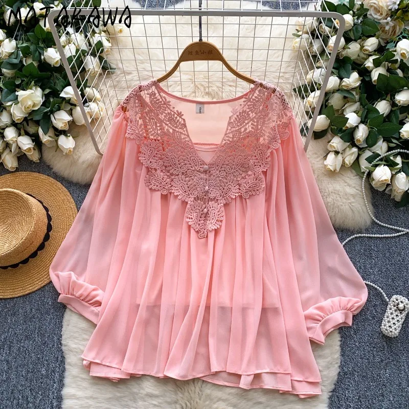 

Matakawa Mesh Blouses Lantern Sleeve Spring Autumn Hook Flowers Elegant Women Shirts Korean Fashion Loose Blusas Feminina