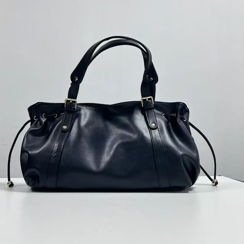 

Luxury Brand Women Shoulder Bag Fashion Drawstring Large Capacity Handbag Belt Buckle Pleated Tote Bag New Commuter Underarm Bag