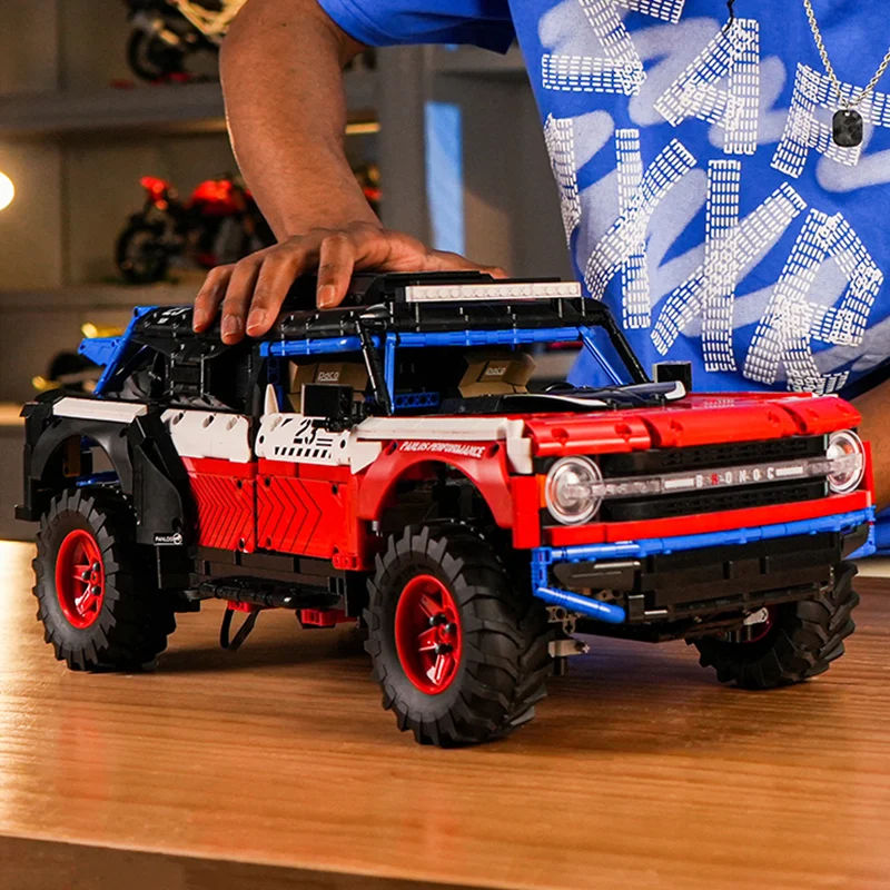 2920PCS Technical 1:8 Ford Bronco Off Road Car Building Blocks MOC Construction Bricks Vehicle Toys Gift For Adult Kids With Box