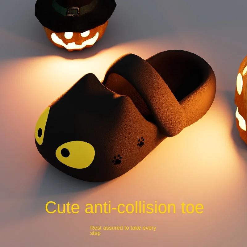 New cartoon slippers female summer new creative quirky Halloween couple cave shoes outdoor head slippers can be worn externally