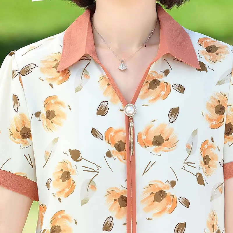 Summer Fashion Lapel T-shirt New Women's Fashionable Short-sleeved Top