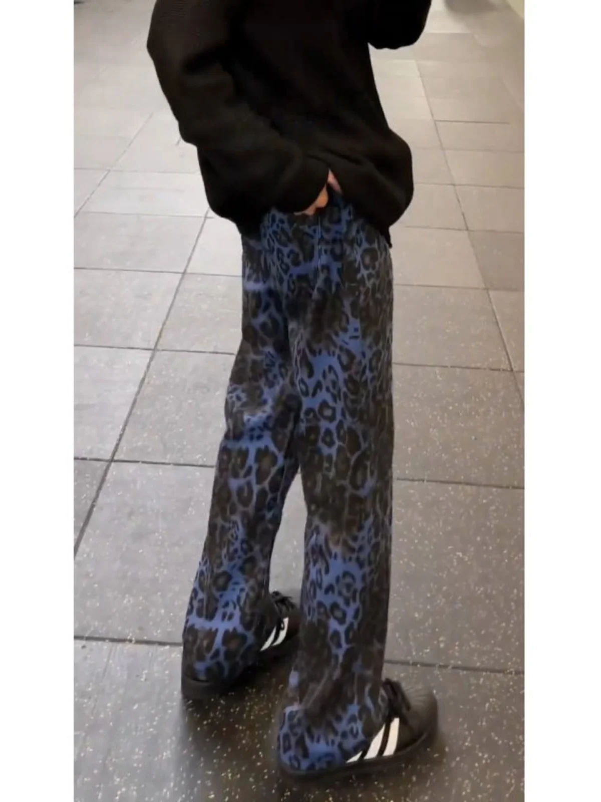 Blue Leopard Print Men's Jeans Trendy Straight Leg Loose Fit High Street Vibe Casual Comfortable Denim Pants for Teens