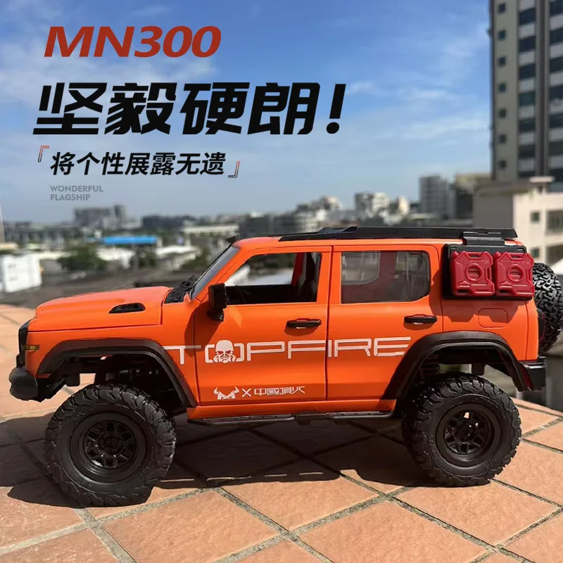 MN جديد دبابة مع جهاز للتحكم عن بُعد نموذج سيارة MN300 التحكم عن بعد الدفع الرباعي على الطرق الوعرة لعبة سيارة للبنين جديد وصول تسلق سيارات لعبة