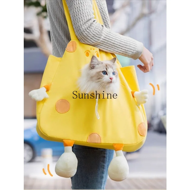 

Dog and cat portable go out pet go out bag can be carried on one shoulder cat holding artifact canvas bag