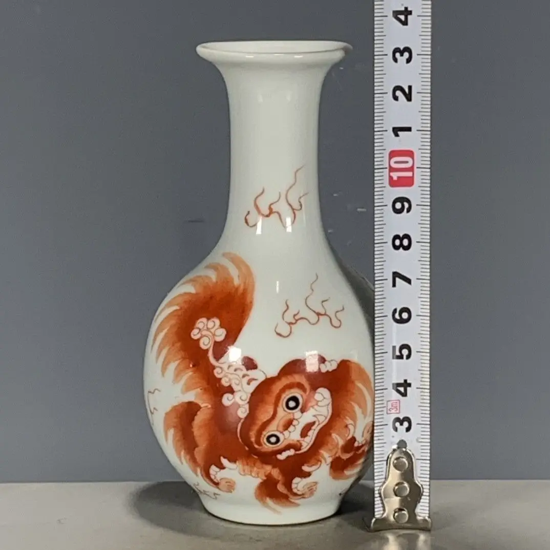 Vintage Chinese Wucai Iron Red Porcelain Vase Shende Hall Mark Hand Drawn Taishi Shaobao Lion Motif Collectible Decor