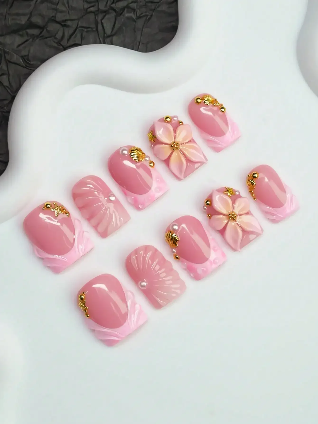 

10pcs Square Shaped Handmade Nail Tips, Y2K Baddie Style, Nude & Pink Color Nails With French Edge, Carving, Steel Beads, Water Drops, Shells, Tie Dye, Pearl Elements, Suitable For Party, Wedding, Daily Wear, Includes Tool Kit, Great Gift For Women And Gi