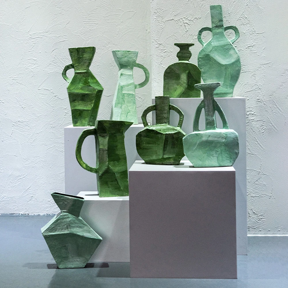Abstract Geometric Green Vase Irregular Multi-faceted Art Vase Ceramic Hand-painted Decorative Vase Nordic Living Room Ornaments