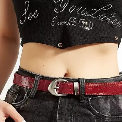 Высококачественный красный тонкий ремень с крокодиловым узором для женщин, новинка 2025 года, нишевый модный ремень для юбок и джинсов
