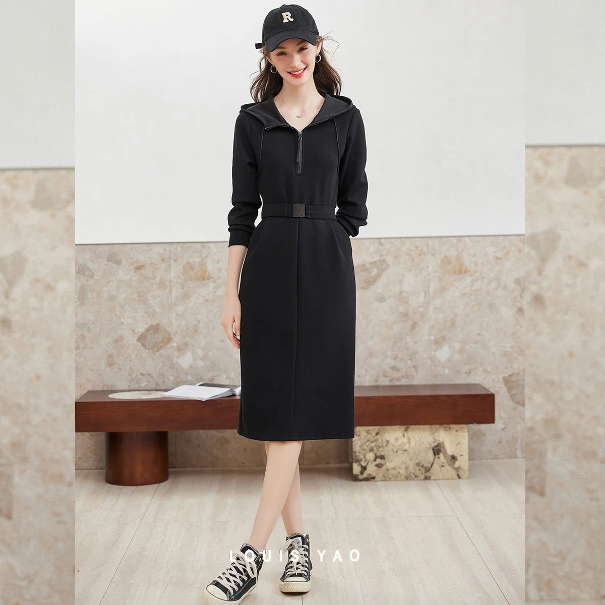 

LOUIS YAO Sweet Edgy Knit Hooded Sweatshirt Dress 2026 Spring Slightly Stretchy Slim-Fit Figure-Flattering Long Women's Dress