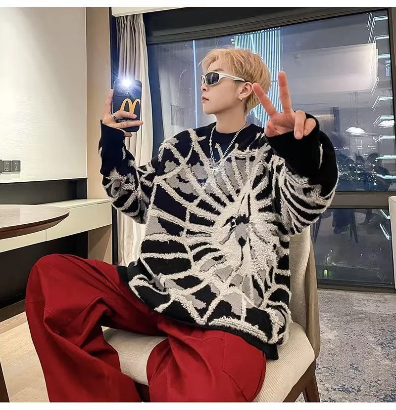 Dark Spider Men O Neck Long Sleeve Sweater Winter Teenager Street Fashion All-match Loose Clothing Halloween Party Black Unisex