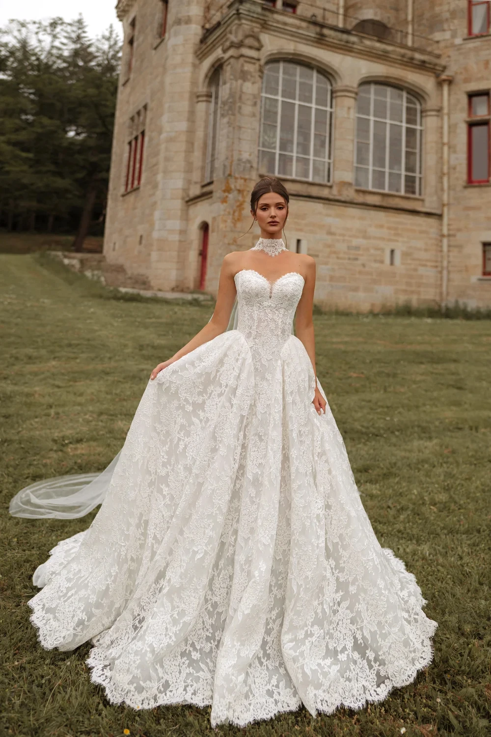 

Customized Elegant White Organza Wedding Dress Dreamy Sweetheart Sleeveless Bridal Gowns Boho A-Line Chapel Train Robe de mariée