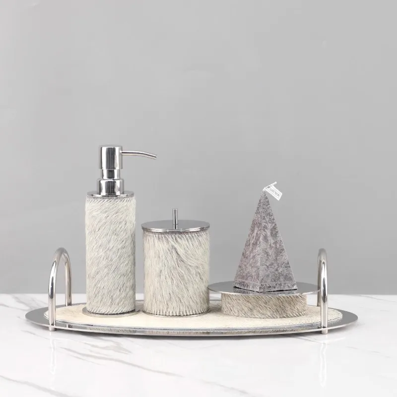 

Modern Minimalist Style Art Atmosphere Home Decoration Tray Hardware Soft Furnishings Bathroom Body Wash Bottle Soap Tray Set