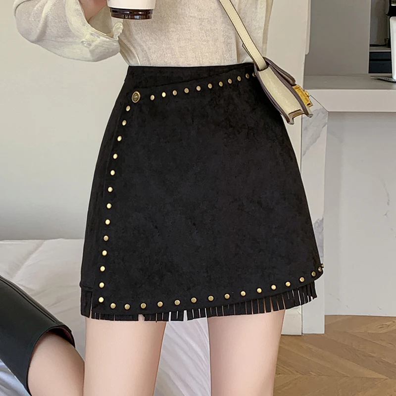 Seoulish High Waist Velvet Bohemian Rivet Women's A-line Short Skirt Tassel Autumn Winter 2025 New Skater Sexy Mini Skirt Female