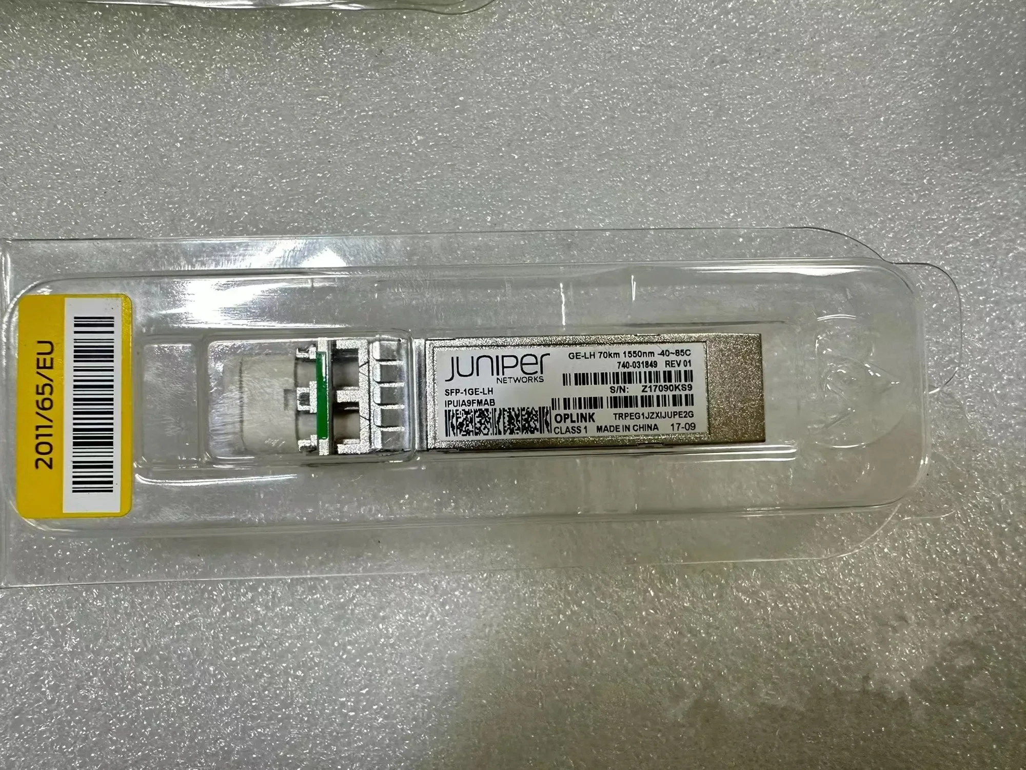 

Juniper 1550NM 1.25G Transceiver SFP-1GE-LH 740-031849 GE-LH 70KM 1550NM Module 1G SFP Fiber optical SCP6G74-J7-AWE