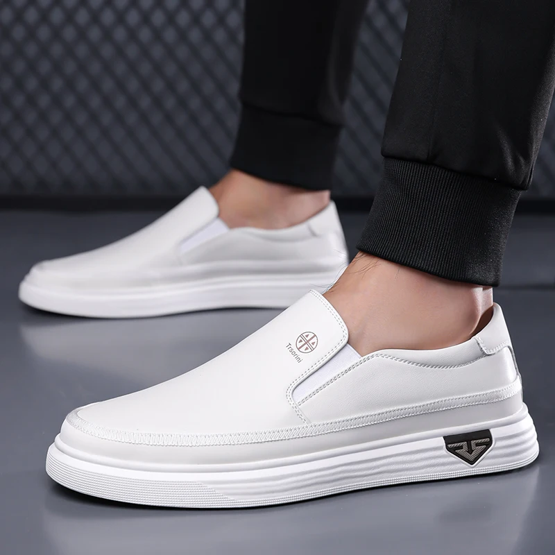 High-quality Leather Mens Loafers Comfortable Slip-on Flats Driving Casual Shoes Soft Sole Walking Shoes Moccasins Driving Shoes