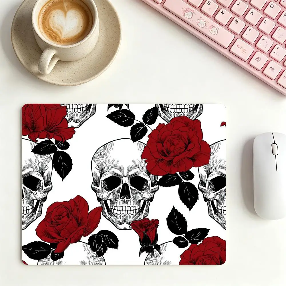 

Heart Swan Large Mousepad, Durable Hemmed Edge Anti‑Slip Keyboard Pad