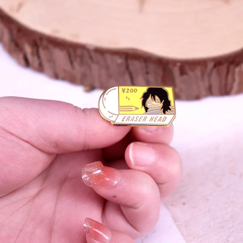 شوتا ايزاوا ممحاة-دبوس المينا الصلب شارة معدنية دبوس طية صدر السترة