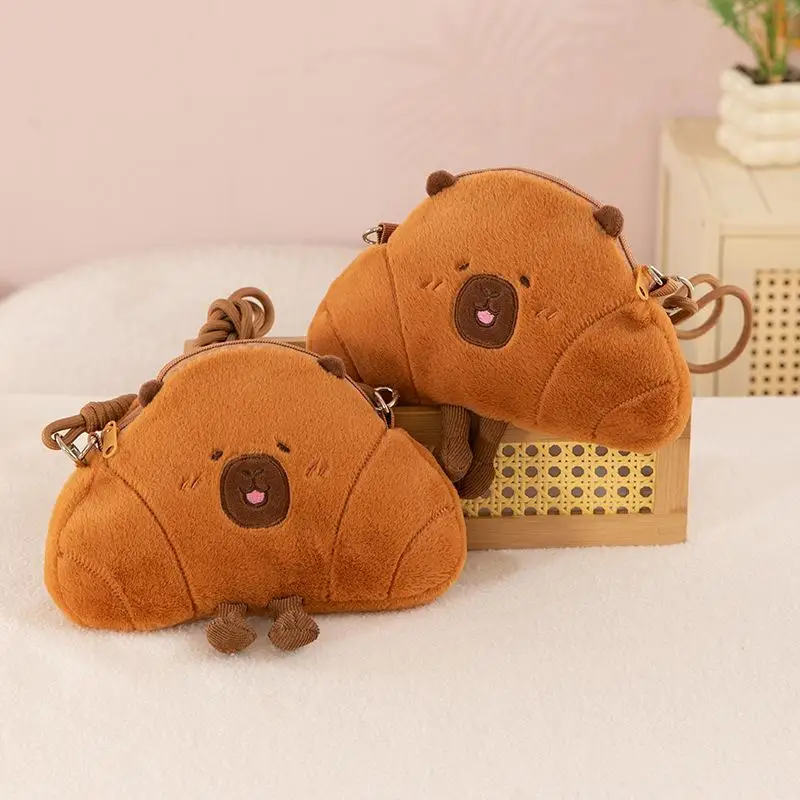 

Новая плюшевая игрушка-капибара в форме круассанов в форме булочек, большая вместительная плюшевая сумка-капибара с изображением капибары, сумка-мессенджер