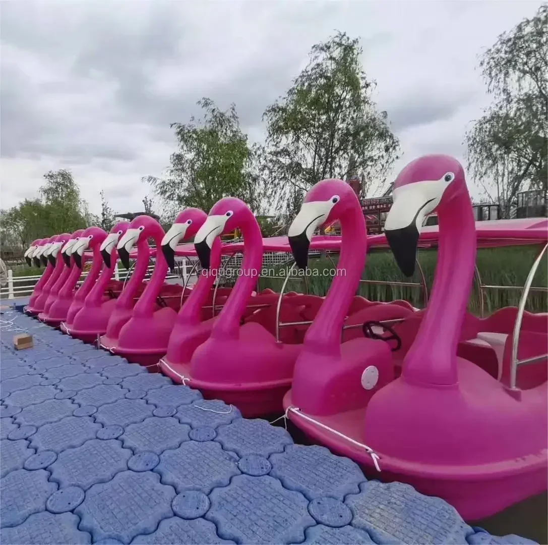 New Style Water Park Equipment The Flamingo Animal Theme Electric Water Pedal Boat