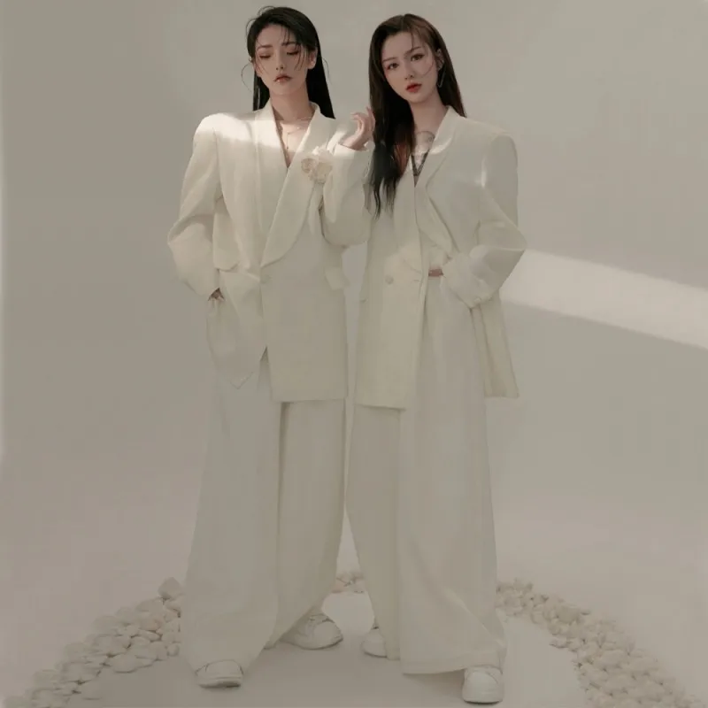 

Fashionable Sister's Photography Outfit Studio New Arrival Personalized Stylish Trendy Suit Set for Ladies Ethnic Stage Costume