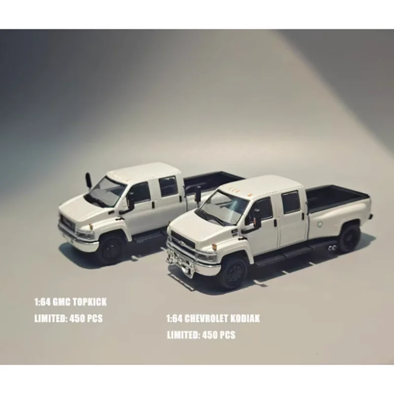 GOC 다이캐스트 1/64 스케일 코디악 GMC Topkick American Giant 픽업 트럭 시뮬레이션 자동차 모델 컬렉션 장식품