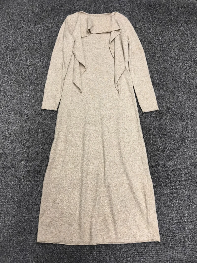 Vestido de manga comprida com gola alta e renda, novo vestido maxi de malha elegante e minimalista 2025 outono/inverno