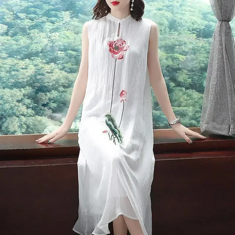 Coslan 1 pcs/lot Chinese style woman embroidery cheongsam sleepveless vest chiffon dress woman dress print dress