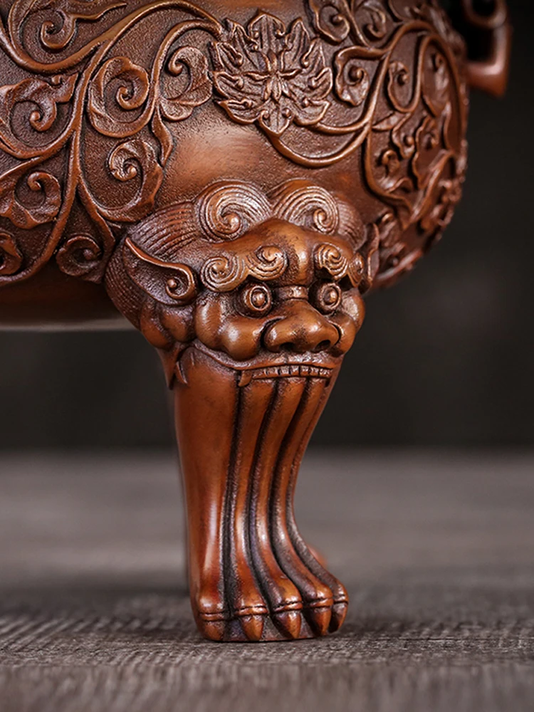 

Daming incense burner Daming Xuande Lion furnace Pure copper red copper three-legged incense burner antique incense burner