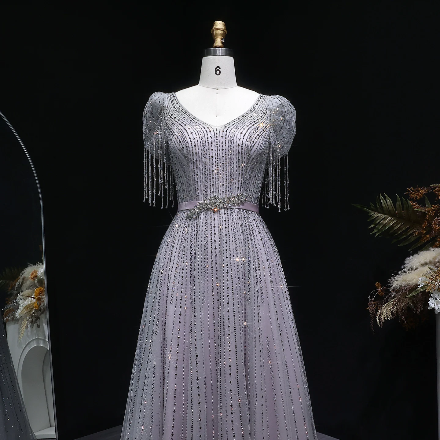 Sharon Said Dubai Quasten-Kristall-Abendkleid mit schwerer Perlenstickerei, lavendelfarben, mit kurzen Ärmeln, A-Linie, formelle Partykleider für Damen, SS199, maßgeschneidert – Detail 6
