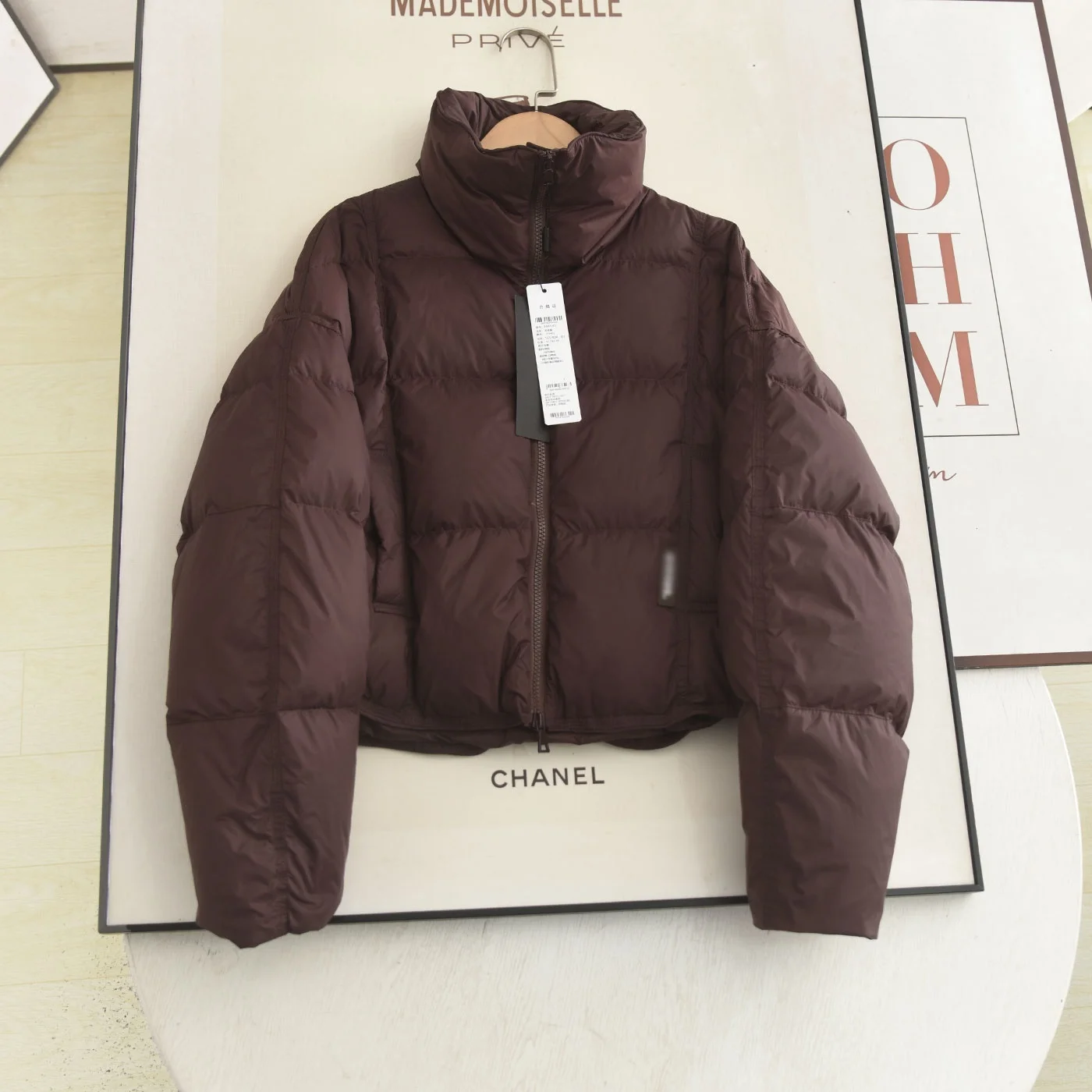 

Xiao Ai's 2025 Winter New Sle Quilted Jaet ort Sweet And Cool Women's Coat Versatile Thiened Warm Long Sve Zipper