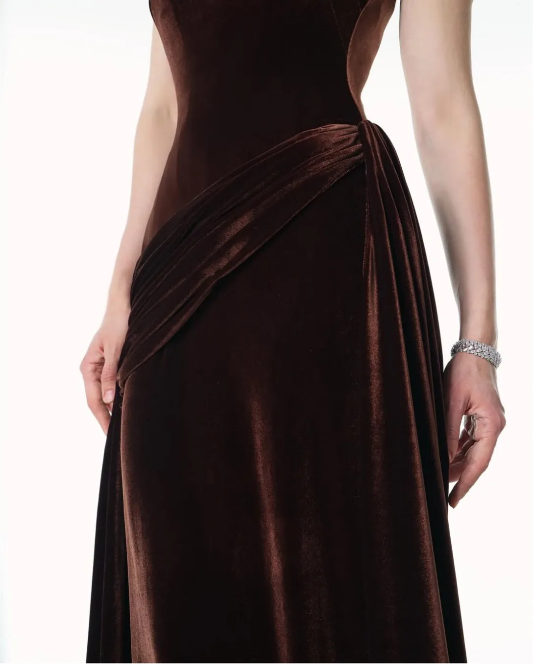 Robes de soirée longues en velours personnalisées, style sirène, sans bretelles, plissée, avec traîne Watteau, robe de bal pour femmes