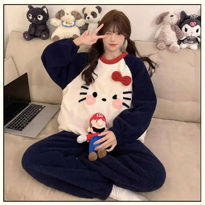 

Sanrio Kit Girl фланелевой пижамный комплект с круглым вырезом, зимний теплый пижамный комплект Kawaii Kuromi, студенческая мода, утепленная одежда для отдыха, новинка