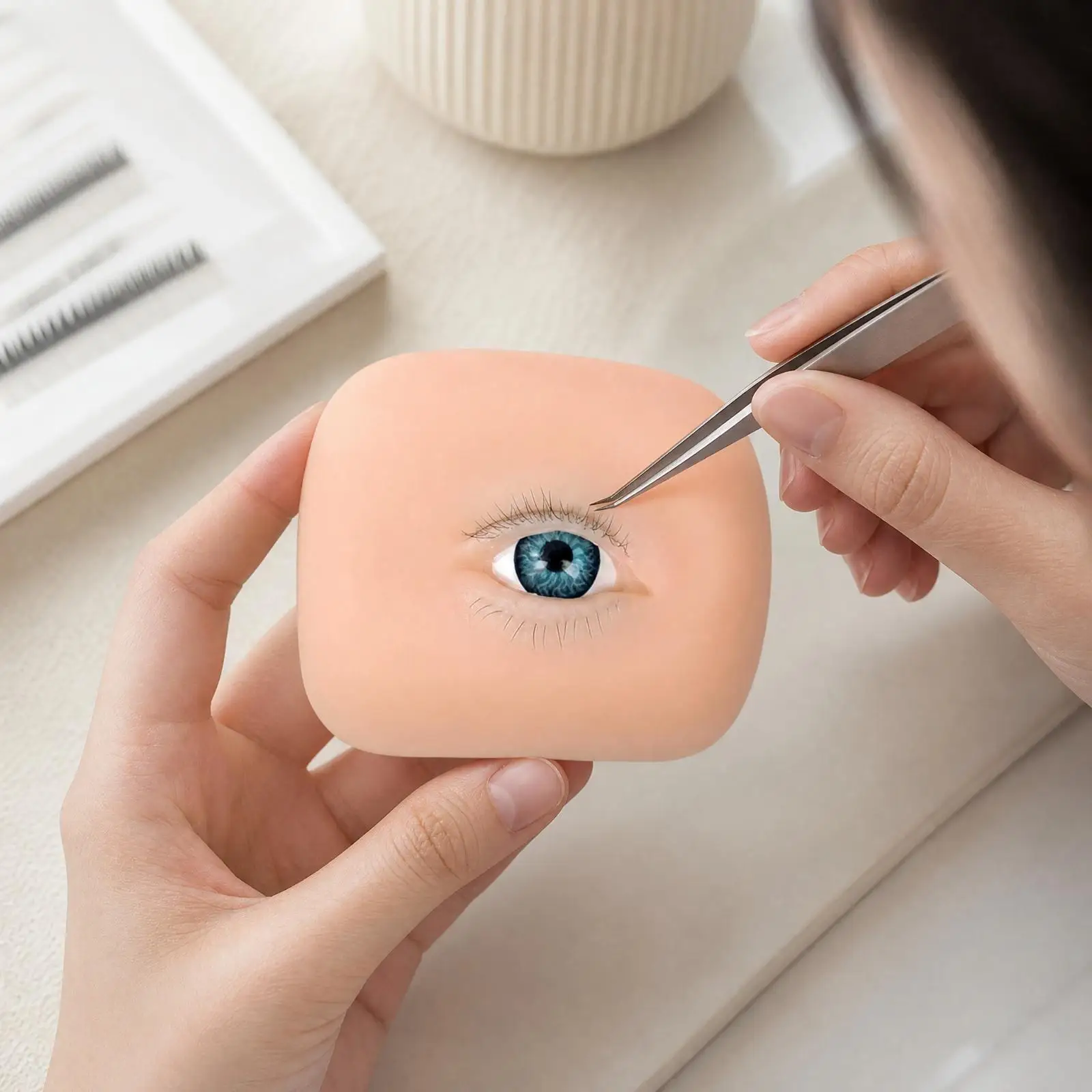Eyelash Practice Module for Beginner Lash Techs with 5 Pairs of Training Lashes on Eye Form